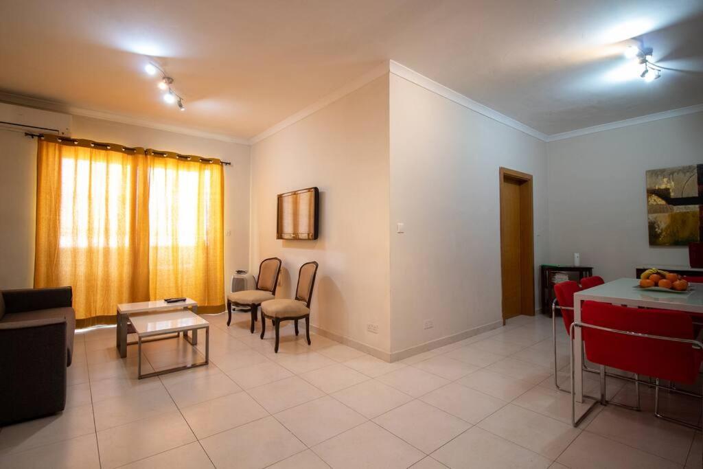 Modern Apt In The Heart Of Maltese Nightlife Сент Джулианс Экстерьер фото